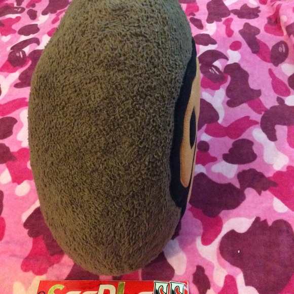 Bape - Picture 2 of 7